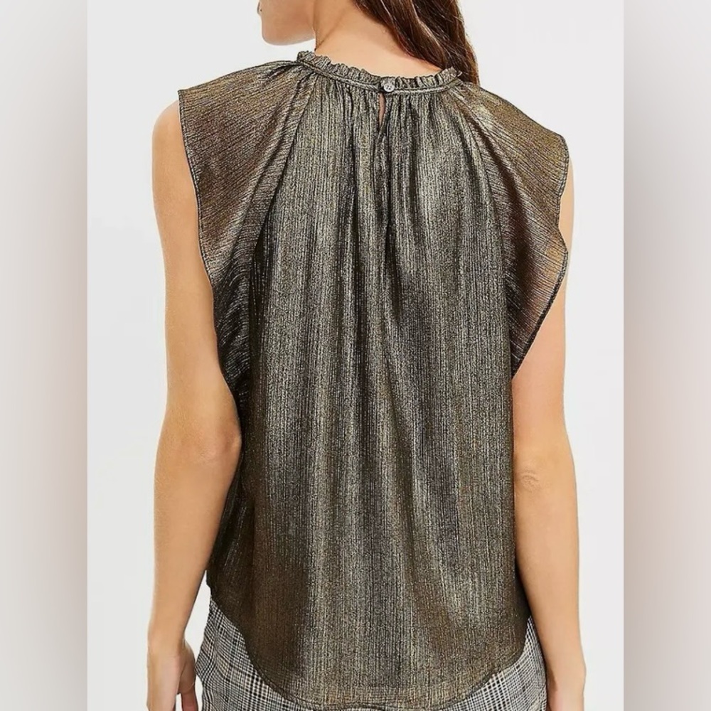 Shimmer Flutter Sleeve Shell Golden - Picture 3 of 6